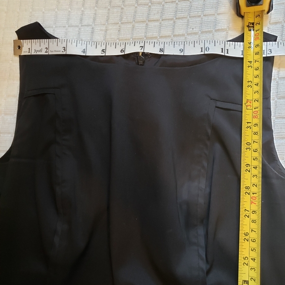 Ann Taylor LBD w/zip pockets, 8 Petite - Picture 15 of 16